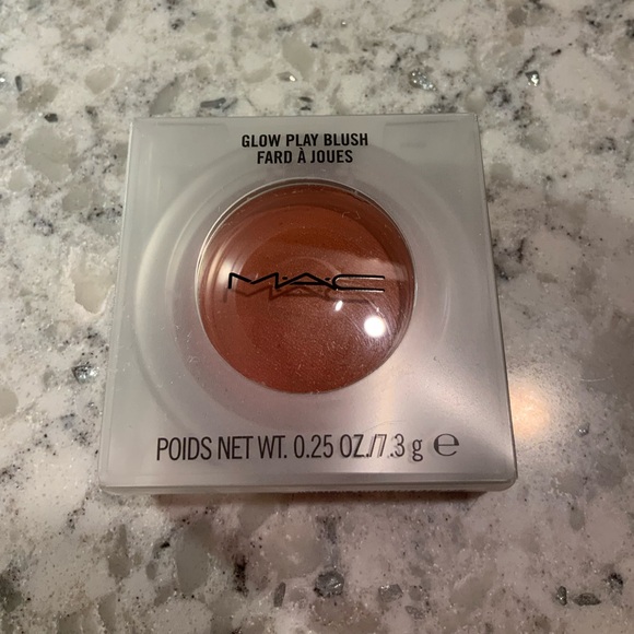 MAC Cosmetics Glow Play Blush - grand - Picture 1 of 3